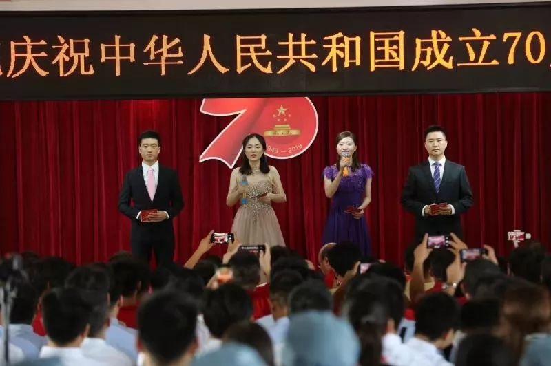 青梅煮酒的时候，刘备是如何骗过曹操的？